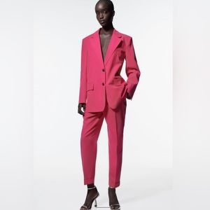 ZARA PLEATED STRAIGHT LEG REGULAR FIT PANTS SIZE M COLOR FUCHSIA NWT